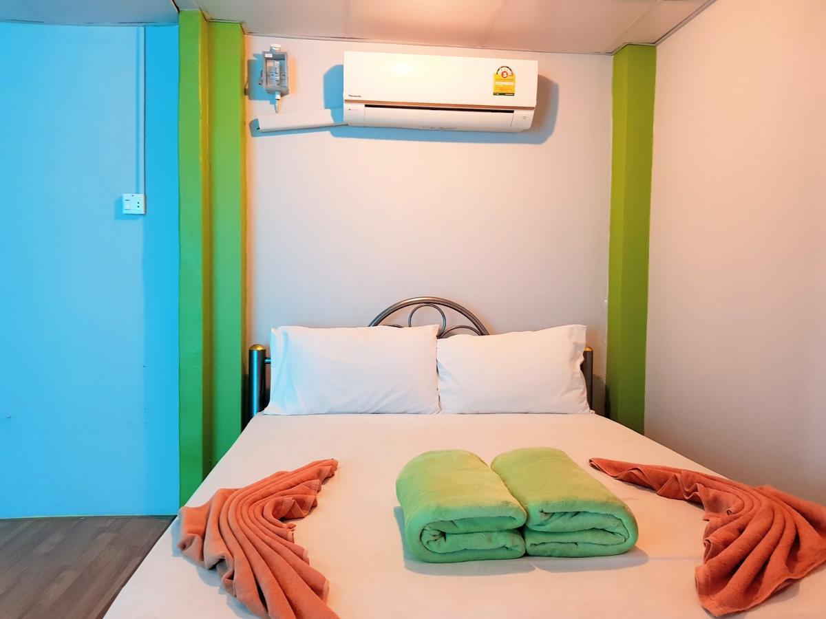 בופוט Zone6 Coworking Beach Apartment Old 2W Beach Hostel, Koh Samui מראה חיצוני תמונה