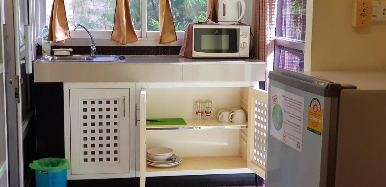 בופוט Zone6 Coworking Beach Apartment Old 2W Beach Hostel, Koh Samui מראה חיצוני תמונה
