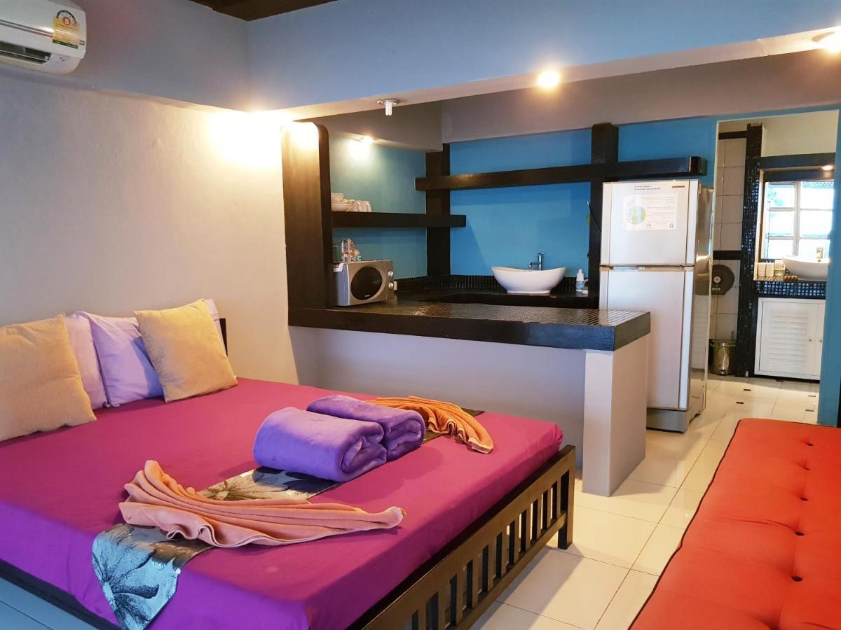 בופוט Zone6 Coworking Beach Apartment Old 2W Beach Hostel, Koh Samui מראה חיצוני תמונה
